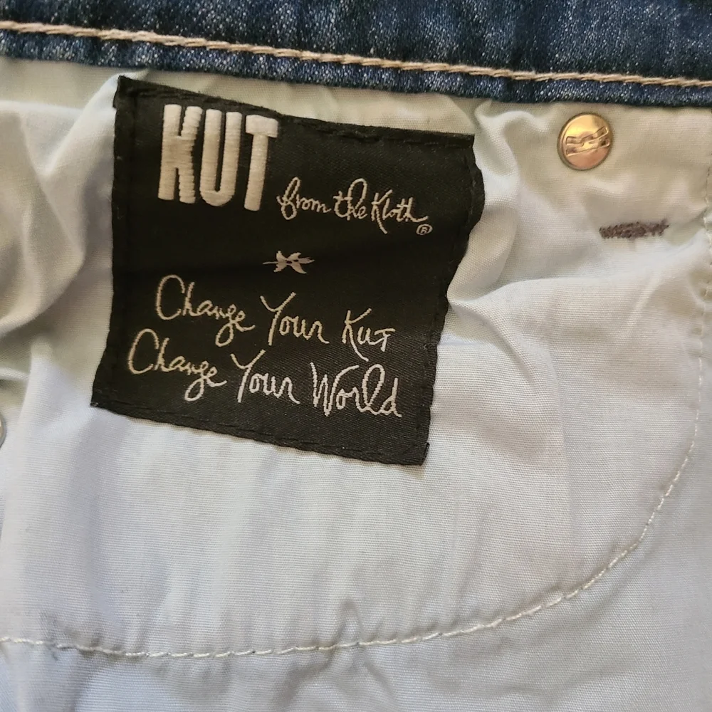 Kut From The Kloth Catherine Boyfriend Jeans Size 10 W 29 I 28 - Picture 8 of 12